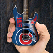 Chicago Cubs 10&ldquo; Collectible Mini Guitar